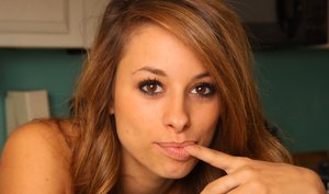 Matts Models invite you to explore a free photos with Riley demonstrating sexy shape